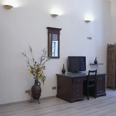 Apartment Grand Blvd Boutique Opera With Gold Bath Budapest