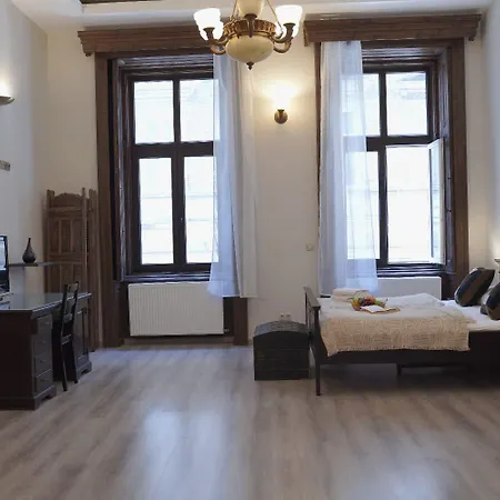Apartment Grand Blvd Boutique Opera With Gold Bath Budapest