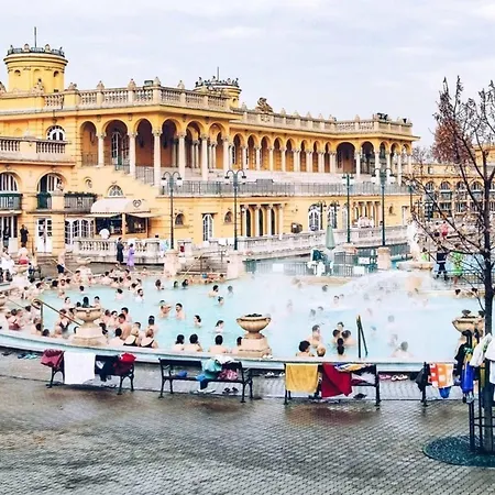 Grand Blvd Boutique Opera With Gold Bath * Budapest